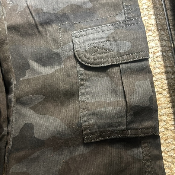 New The Children’s Place Cargo Pants - Picture 4 of 7